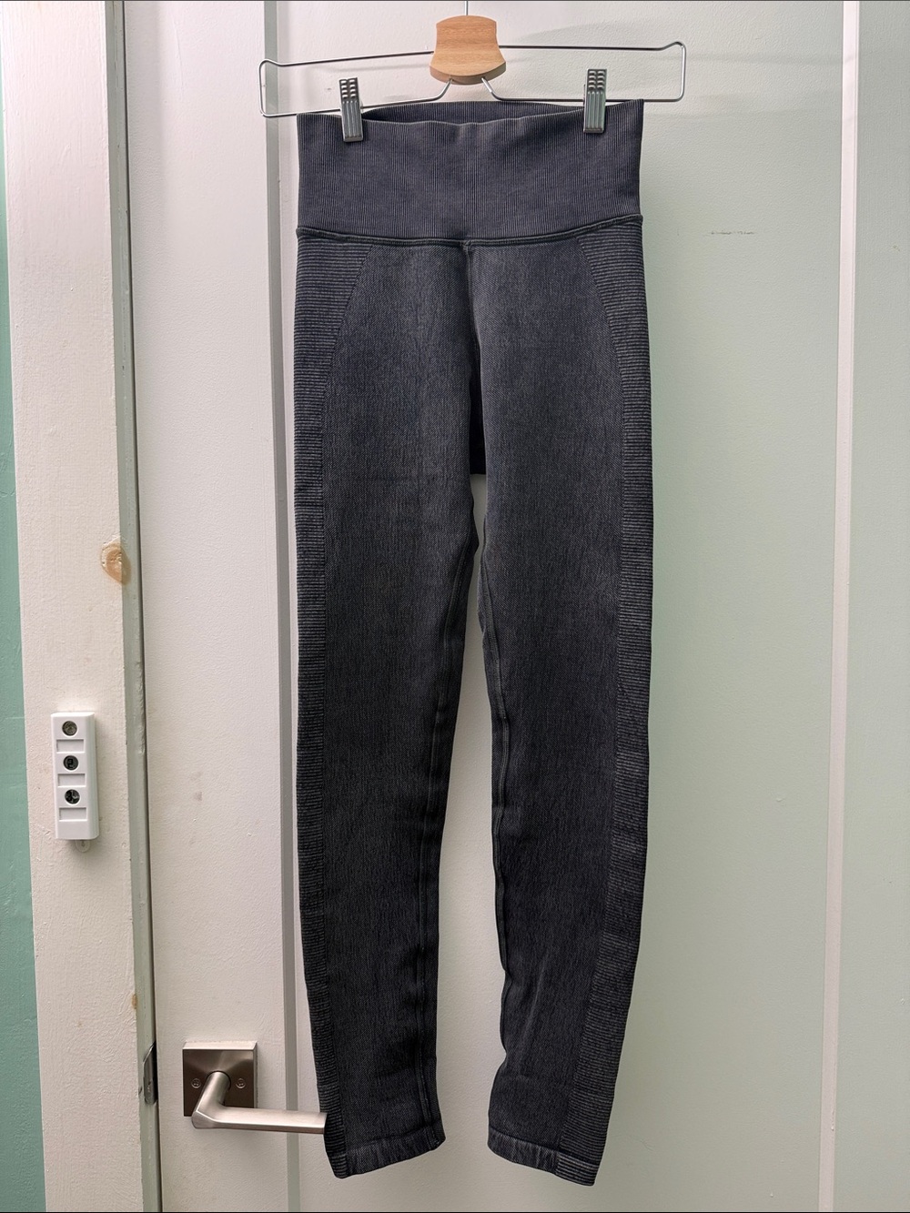 Aerie x Offline EUC high-waist active leggings in a unique wash